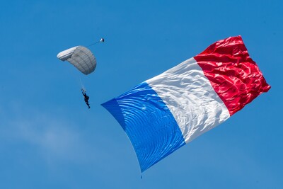 2-04-paris-airshow-21-6-25
